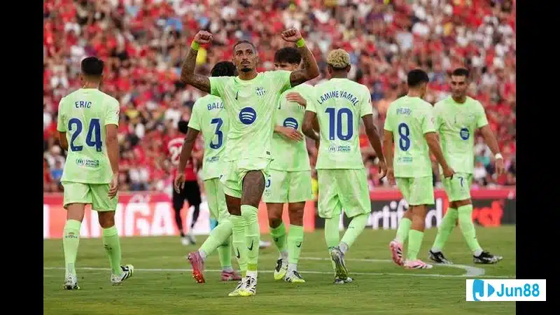 Cầu thủ Turkmenistan và Oman chuẩn bị cho trận đấu trong bối cảnh Nhận định kèo Cầu thủ Turkmenistan và Oman chuẩn bị cho trận đấu trong bối cảnh Nhận định kèo